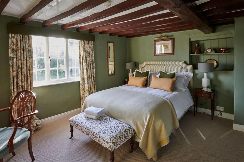 Bed and Breakfast Martin Arms Colston Bassett Екстер'єр фото